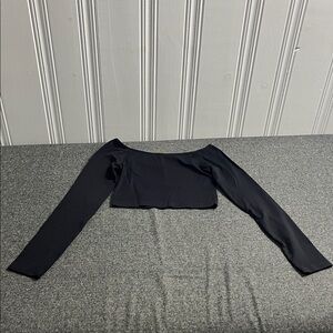 Elegant Black Long Sleeve Crop Top